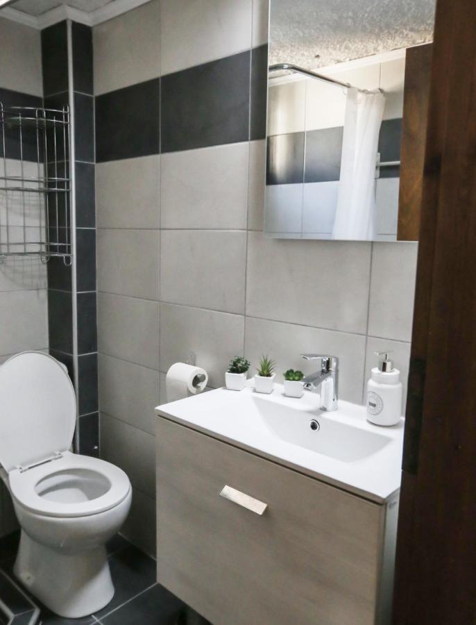 Beachfront Deluxe Apt. Pefkohóri Kültér fotó