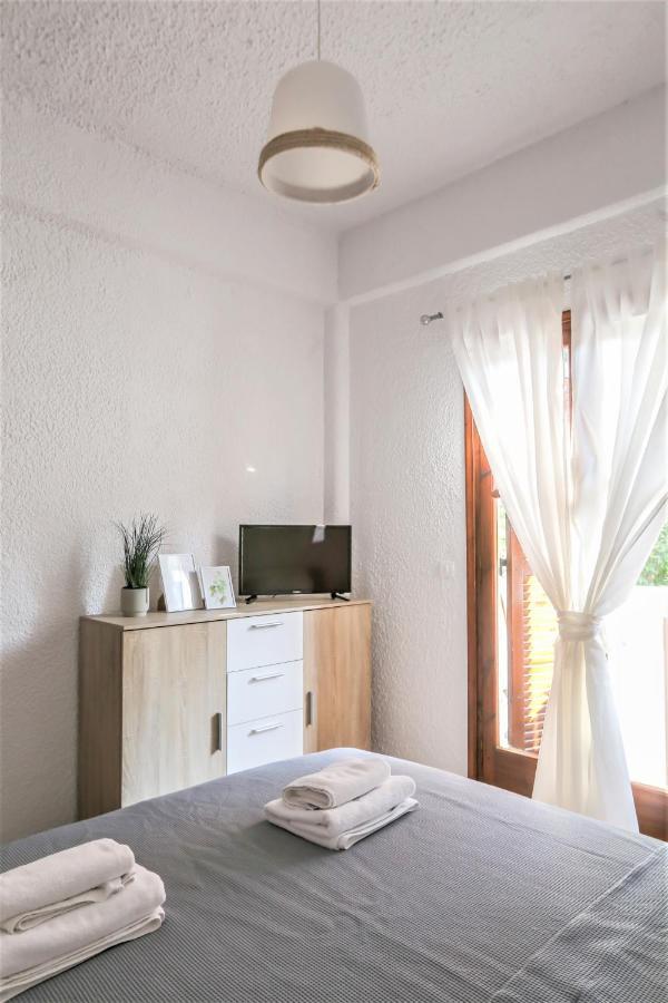 Beachfront Deluxe Apt. Pefkohóri Kültér fotó